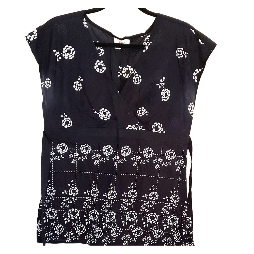 LOFT black/white floral tie-waist top, sz 12